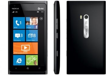 nokia-lumia-900-balck-straight-620x424